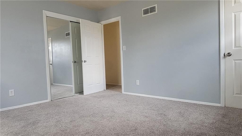 10319 Skiles Avenue — photo 14