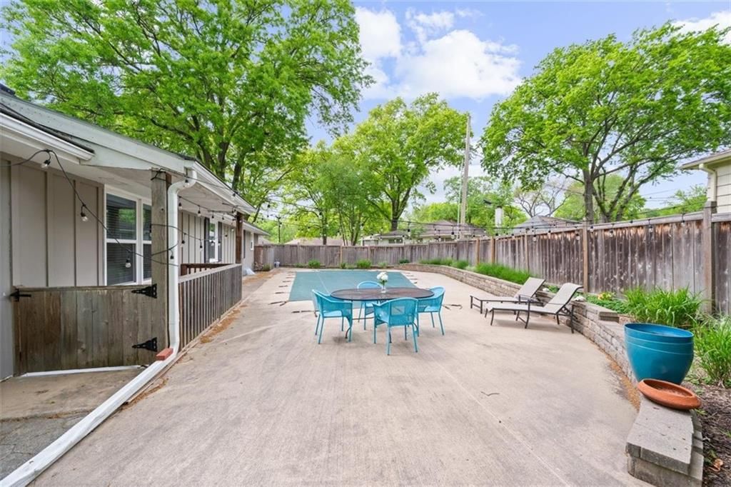 5215 Pawnee Drive — photo 32