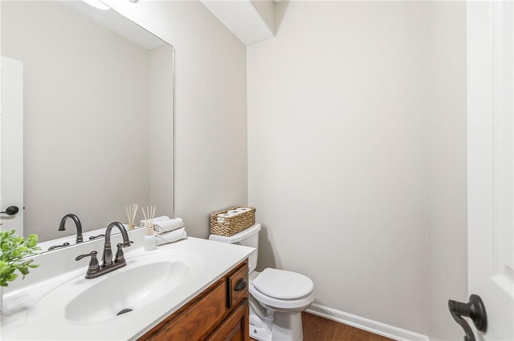407 Shady Lane — photo 18