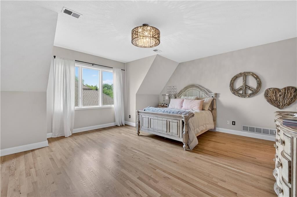 3604 W 153rd Street — photo 31