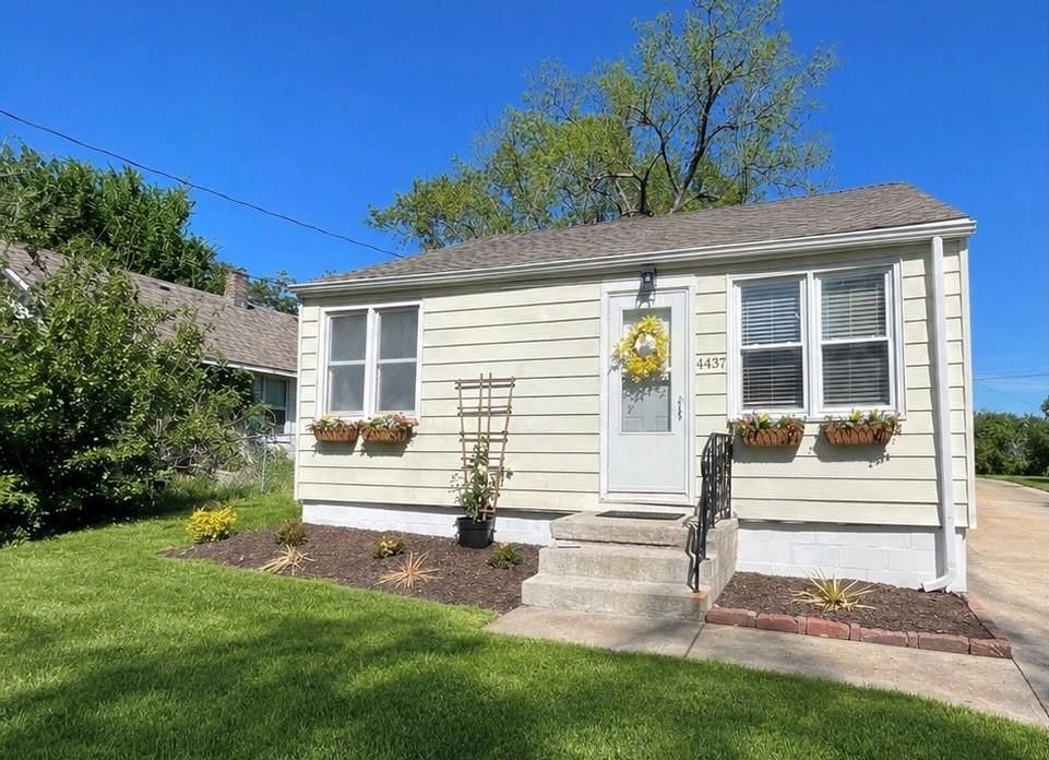 4437 N Jackson Avenue, Kansas City, MO