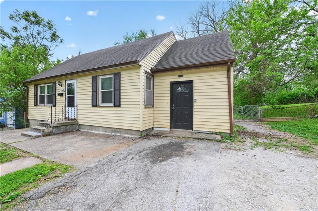 4342 LISTER Avenue — photo 3