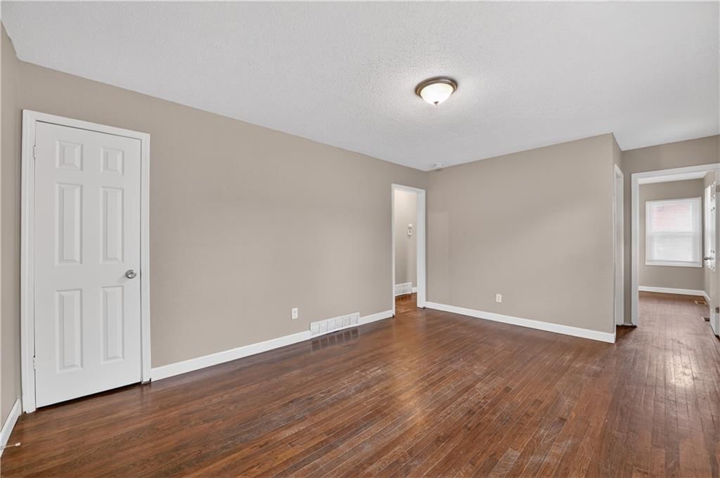 4342 LISTER Avenue — photo 6