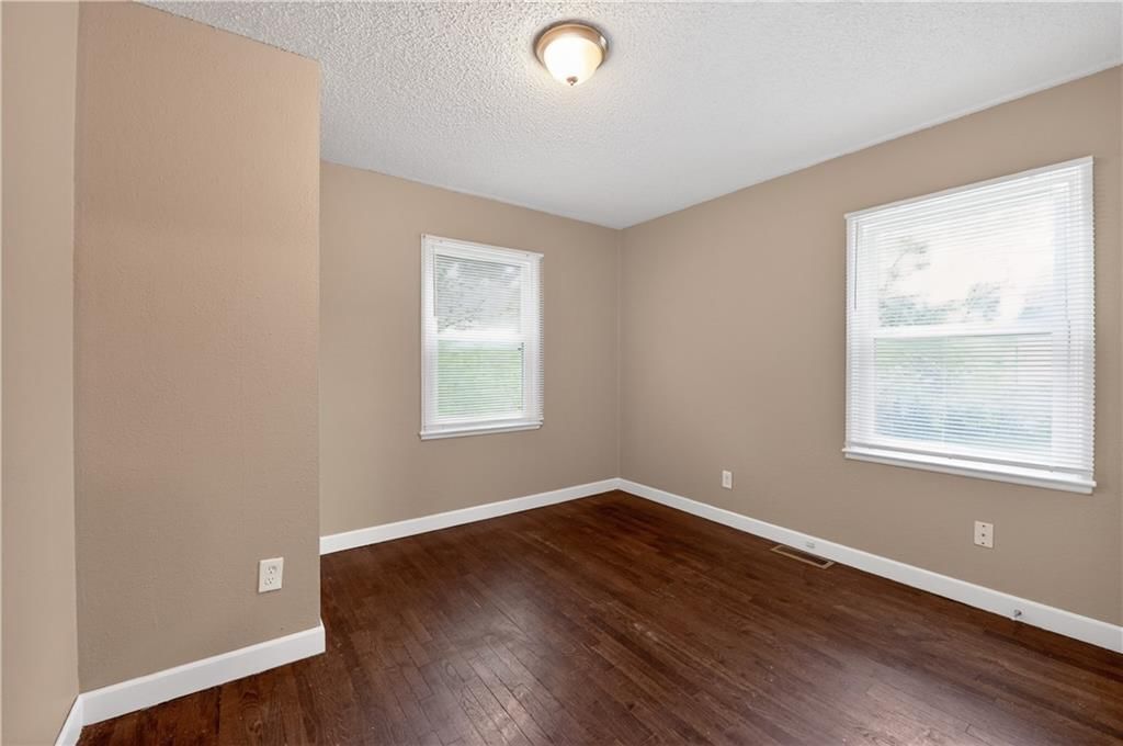 4342 LISTER Avenue — photo 21