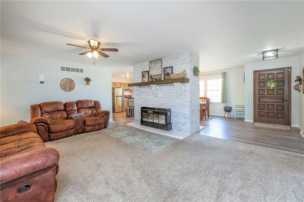 704 N Urich Road — photo 11