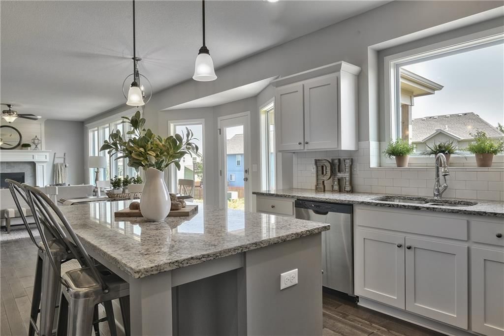 2275 W Elm Terrace — photo 19