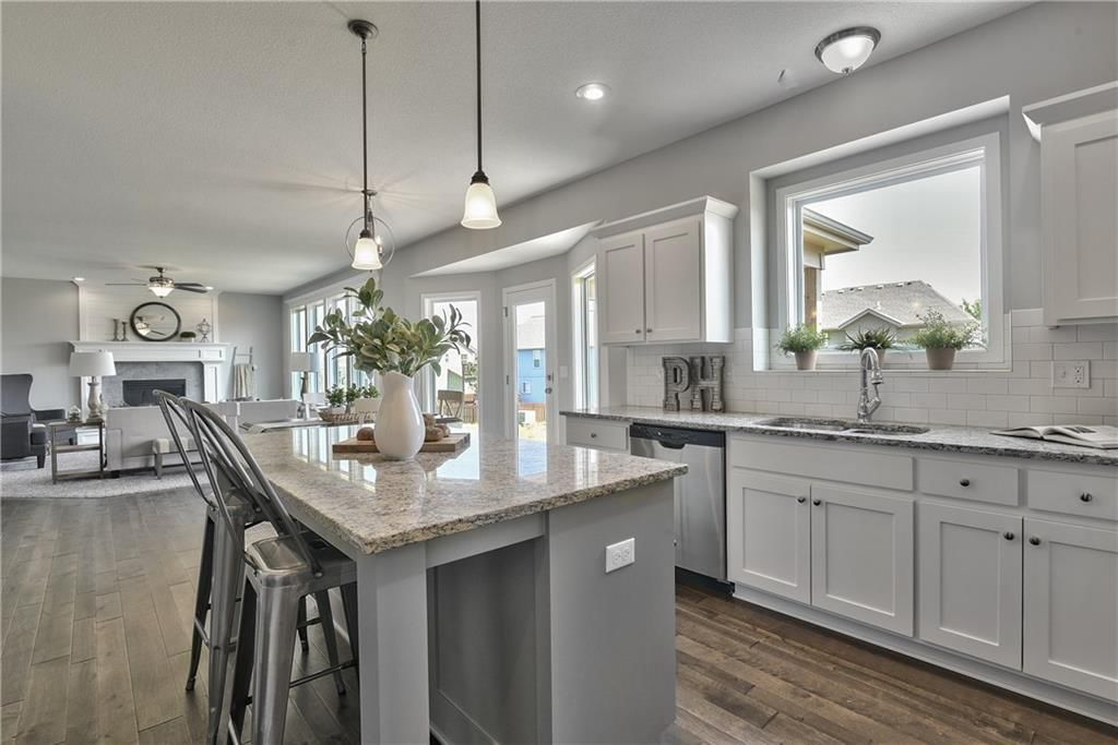 2275 W Elm Terrace — photo 20