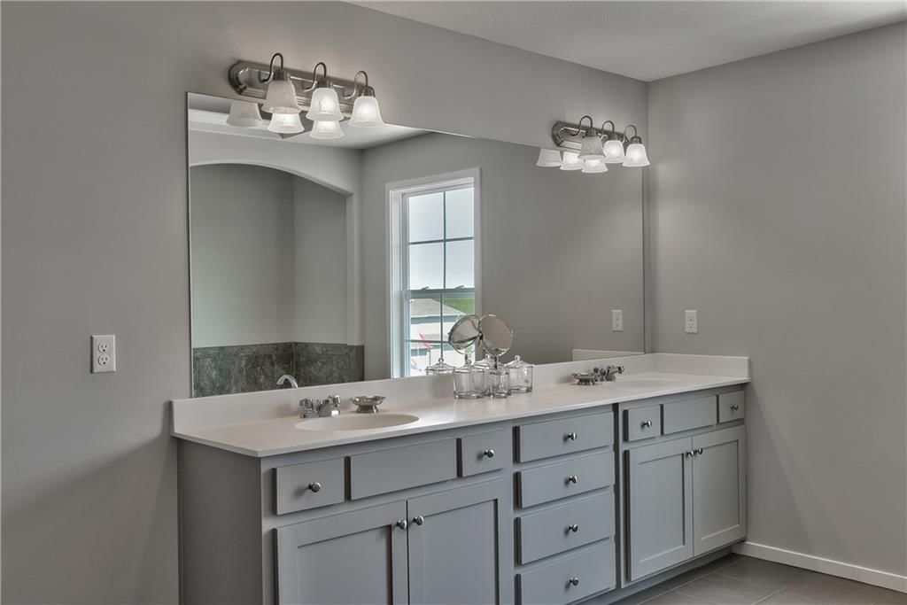 2275 W Elm Terrace — photo 31