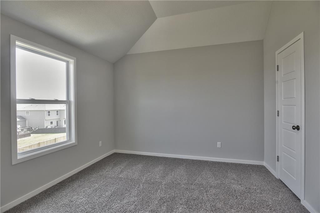 2275 W Elm Terrace — photo 38