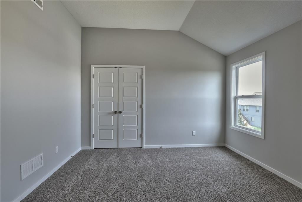 2275 W Elm Terrace — photo 40