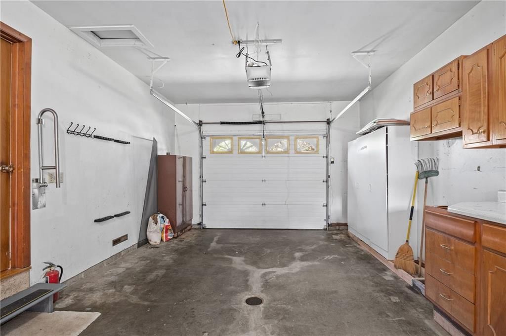 2913 S 33rd Terrace — photo 30