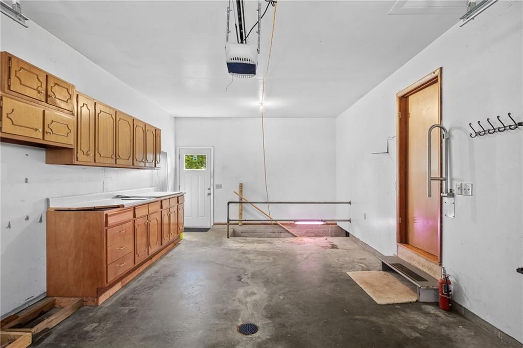 2913 S 33rd Terrace — photo 31