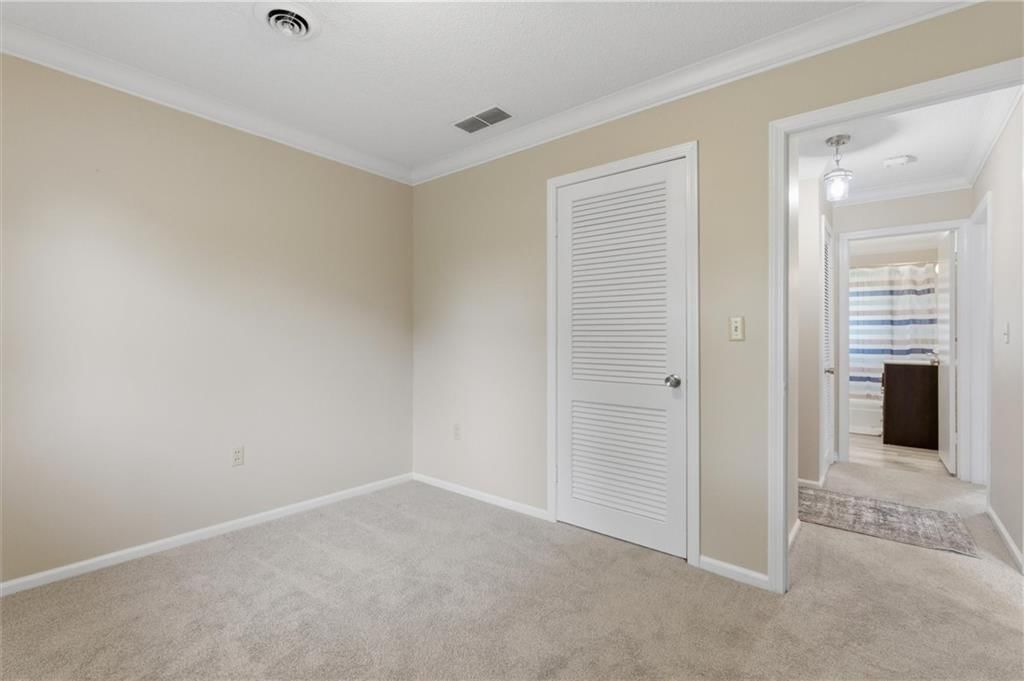 203 Clark Street — photo 10