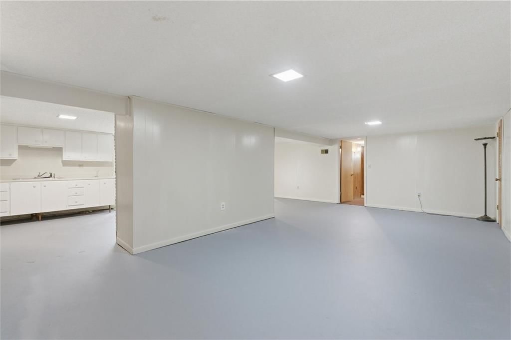 203 Clark Street — photo 14