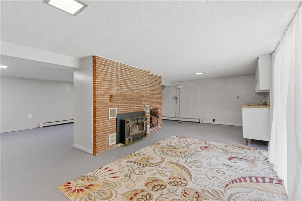 203 Clark Street — photo 16