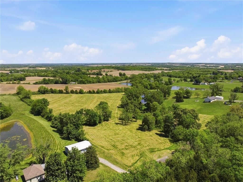 6695 SE Tillery Road — photo 4