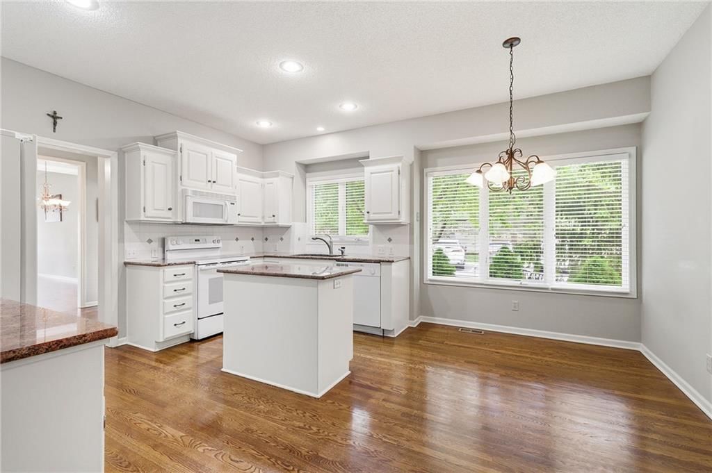 14400 Russell Street — photo 17