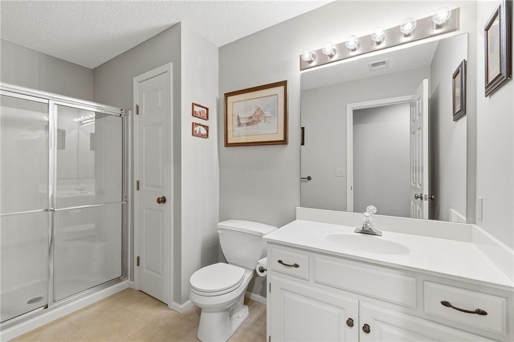 14400 Russell Street — photo 36