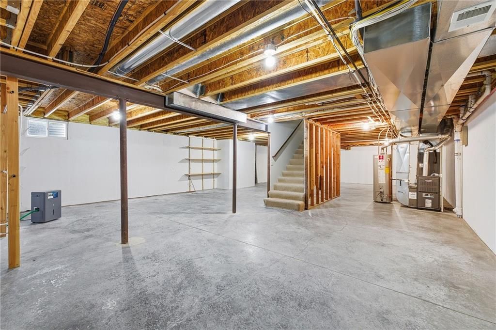 14400 Russell Street — photo 37