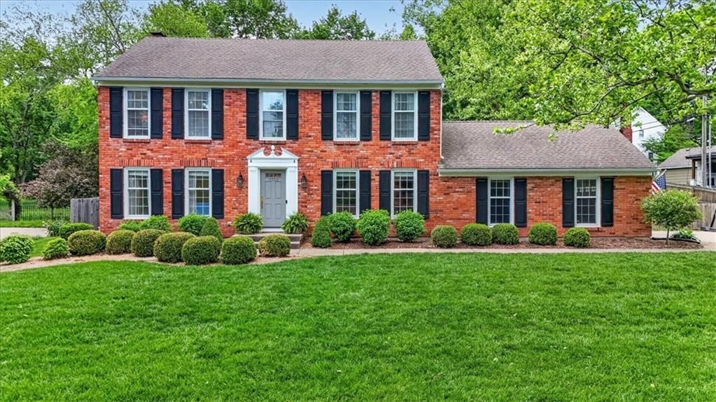 5300 W 101 Terrace, Overland Park, KS