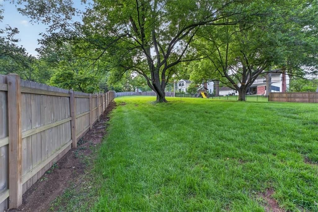 5300 W 101 Terrace — photo 56