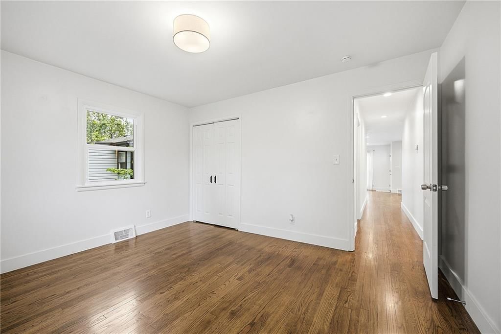 2515 Lexington Avenue — photo 17