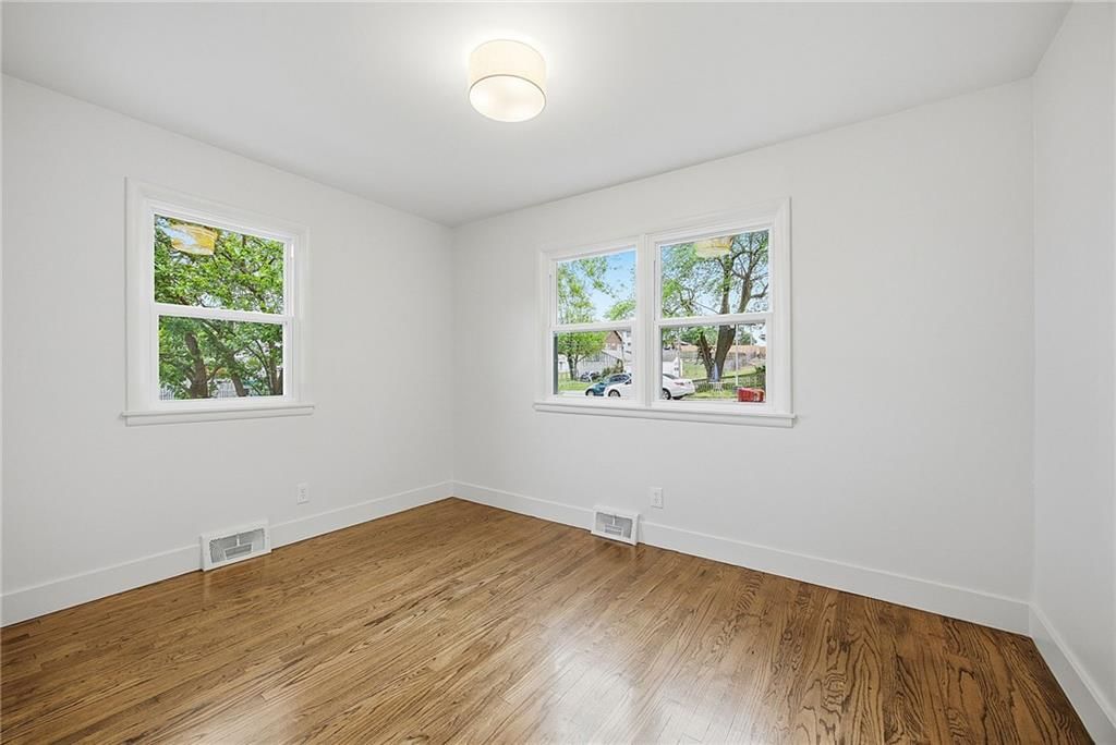 2515 Lexington Avenue — photo 18