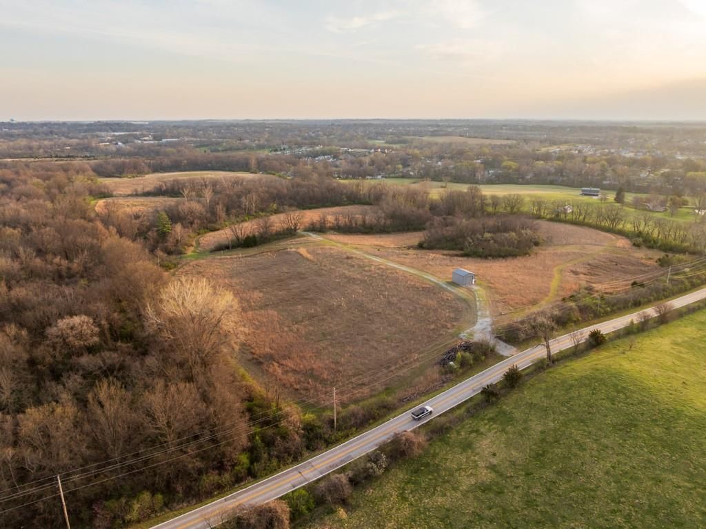 Ruth Ewing Road, Liberty, MO: listing photo 3
