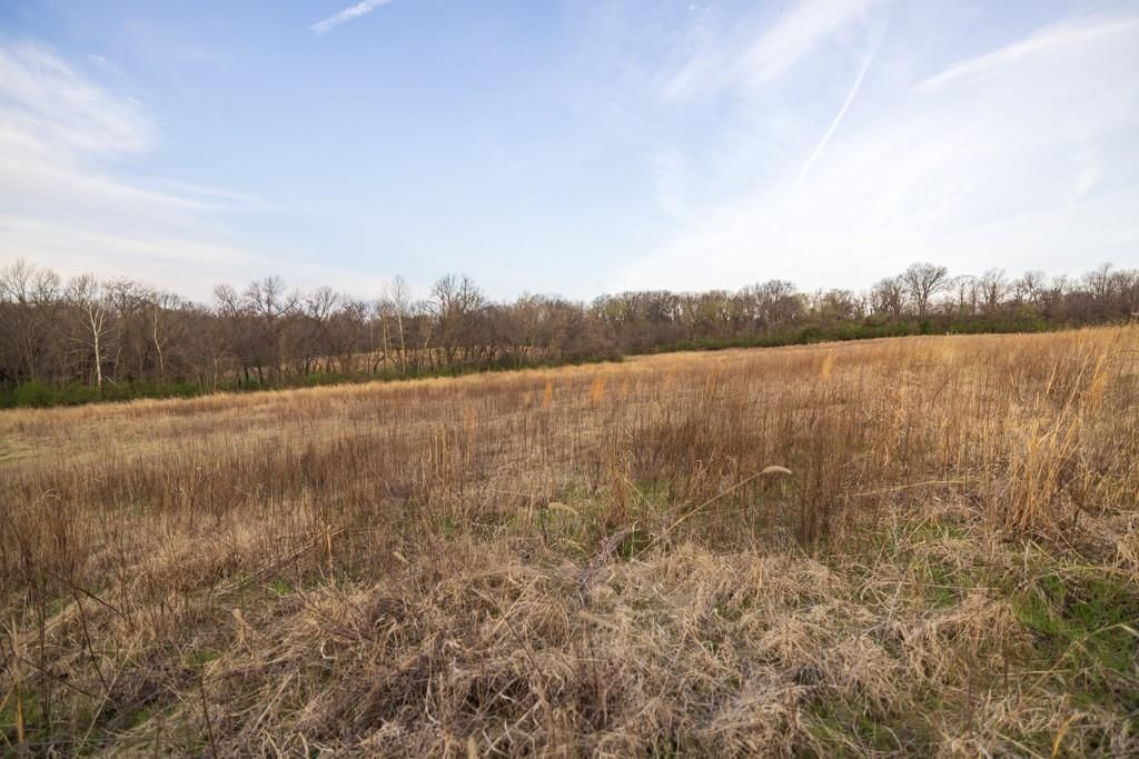 Photo 33 of 49 - Ruth Ewing Road, Liberty, MO 64068