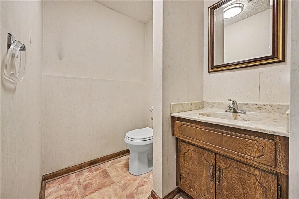 1728 Haas Drive — photo 8