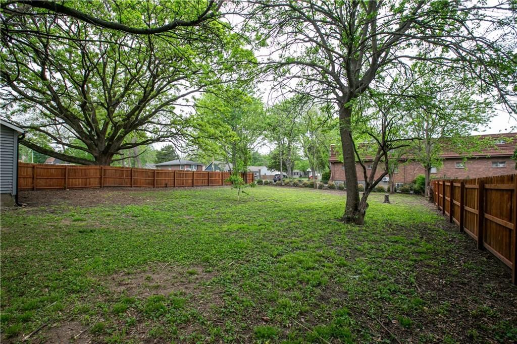 300 SE 1st Street — photo 30
