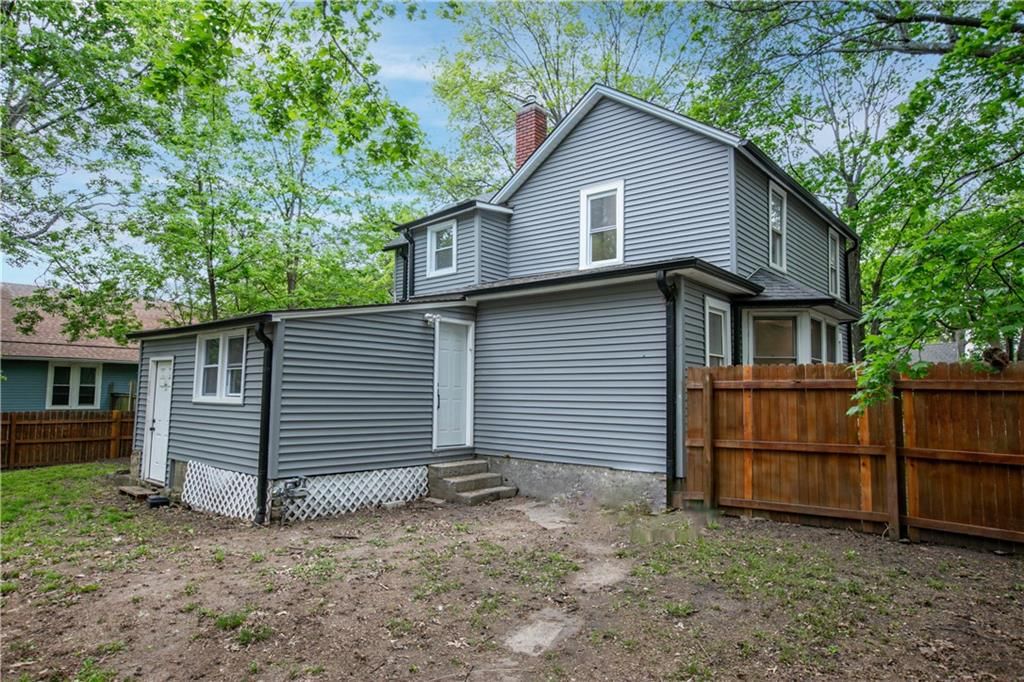 300 SE 1st Street — photo 32
