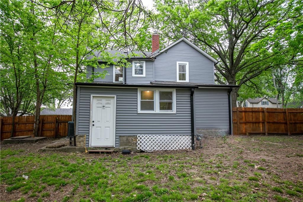 300 SE 1st Street — photo 33