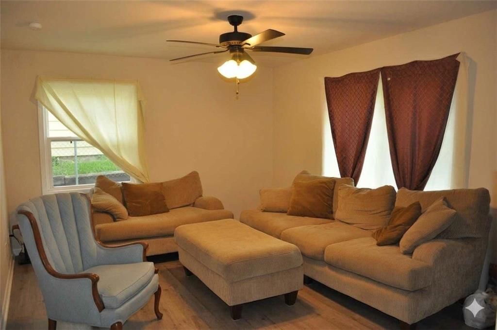 5149 Crest Drive — photo 3