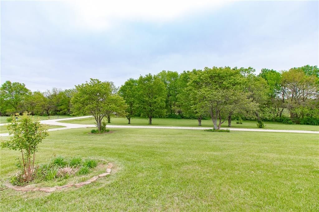 250 NW 450th Road — photo 41