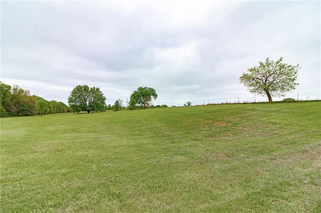 250 NW 450th Road — photo 44