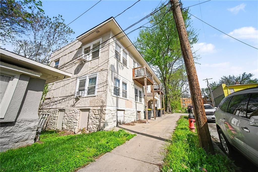 912 Bales Avenue — photo 3