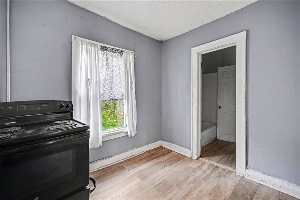 912 Bales Avenue — photo 18