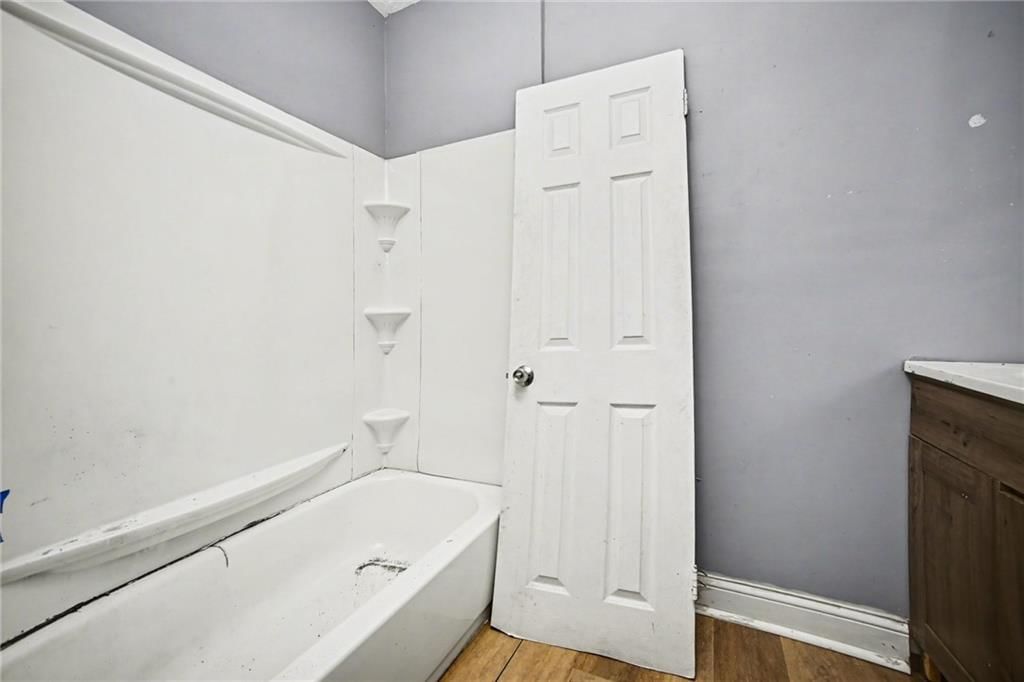 912 Bales Avenue — photo 26