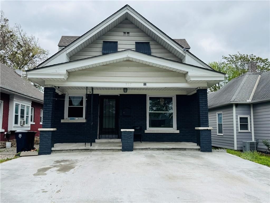 527 Quincy Avenue — photo 1