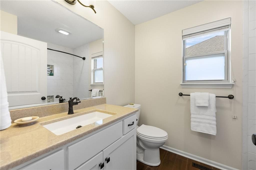 3405 N 109th Terrace — photo 26