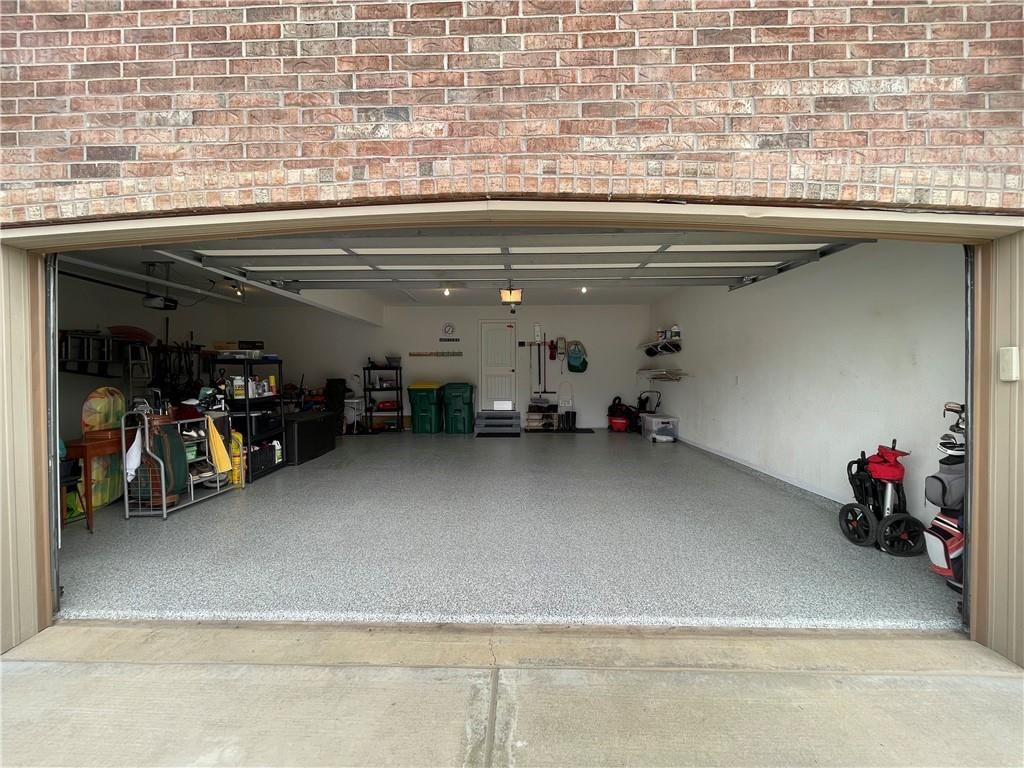 3405 N 109th Terrace — photo 54