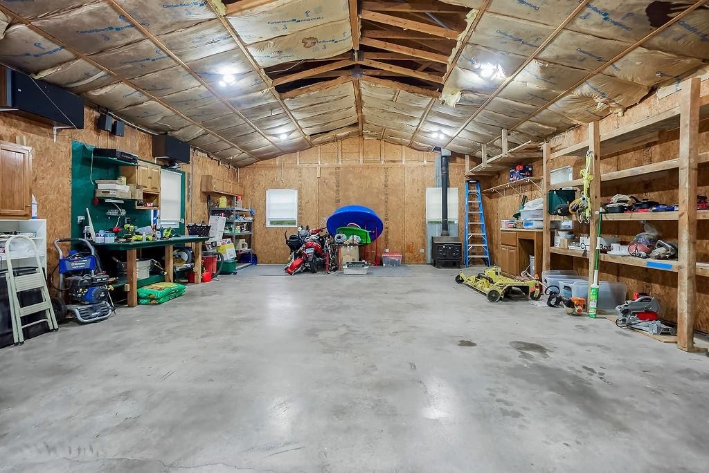 5390 Dodson Avenue — photo 32