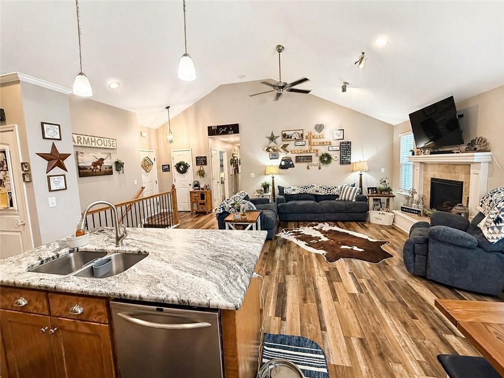 21650 W Wilson Street — photo 13