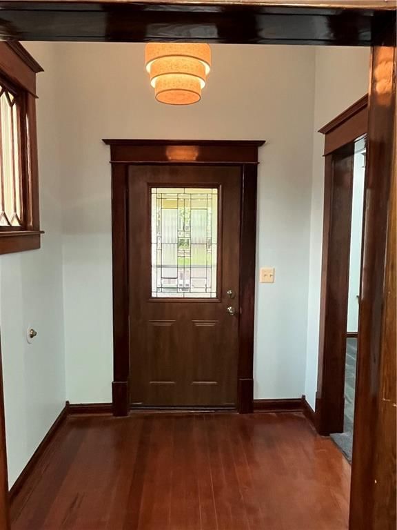 209 S Oak Street — photo 4