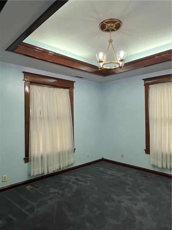 209 S Oak Street — photo 10