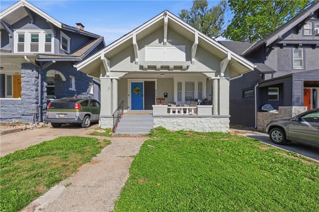 4239 Chestnut Avenue — photo 1