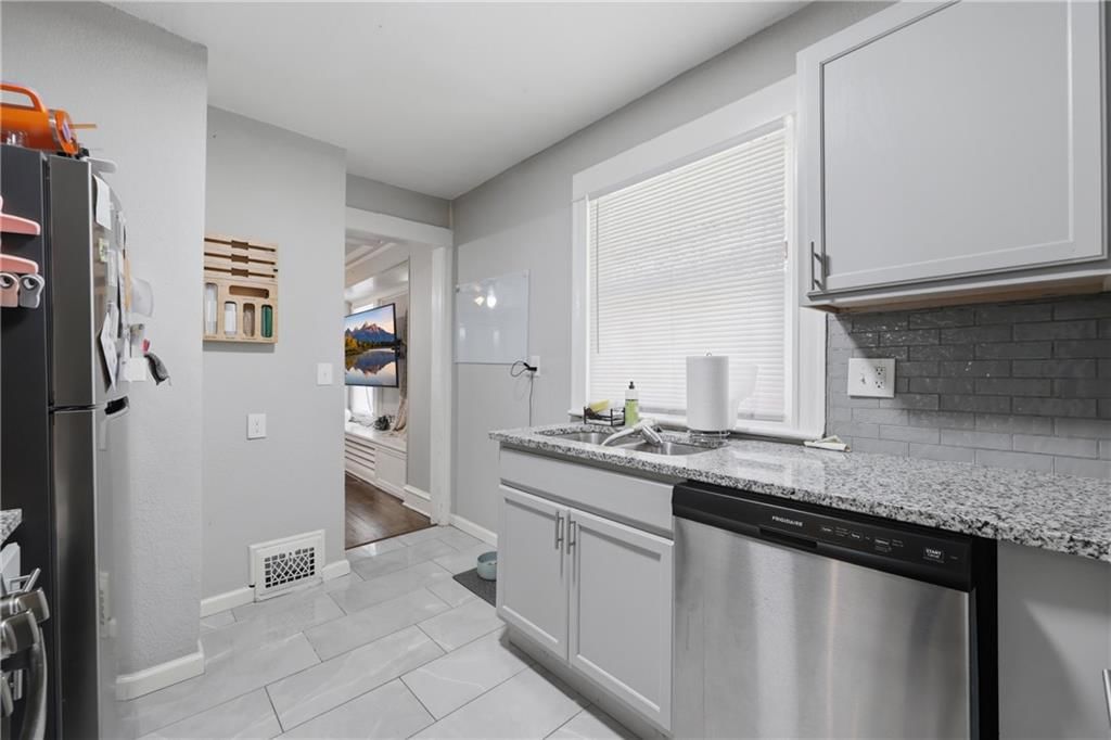 4239 Chestnut Avenue — photo 9