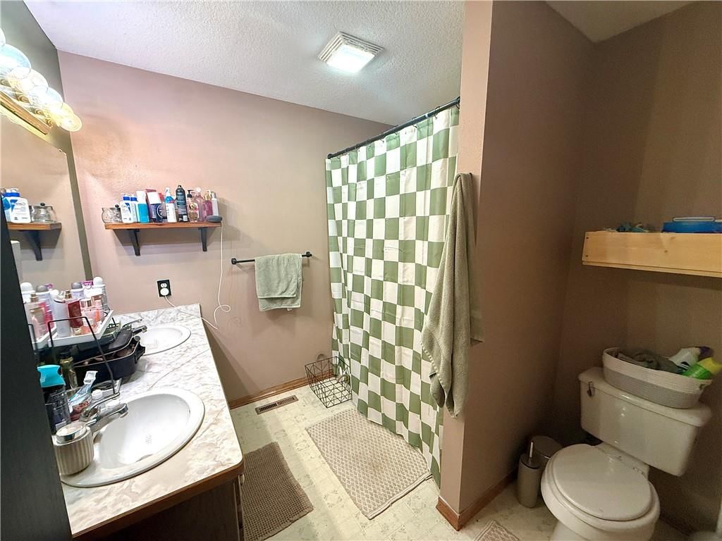 7128 SE 66th Terrace — photo 8