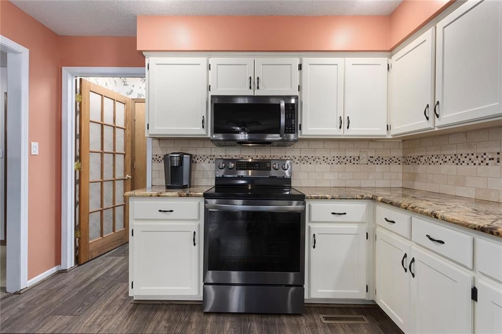 826 Ryan Road — photo 12
